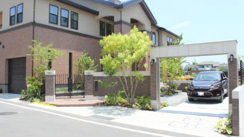 富士宮市外構　「セキュリティを考慮した高級感あるクローズエクステリア」