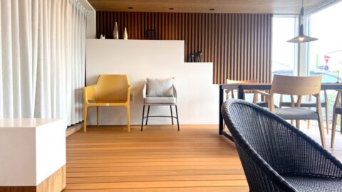 富士市「屋根のある外部空間」居抜き店舗をジャパンティスタイルにリフォーム